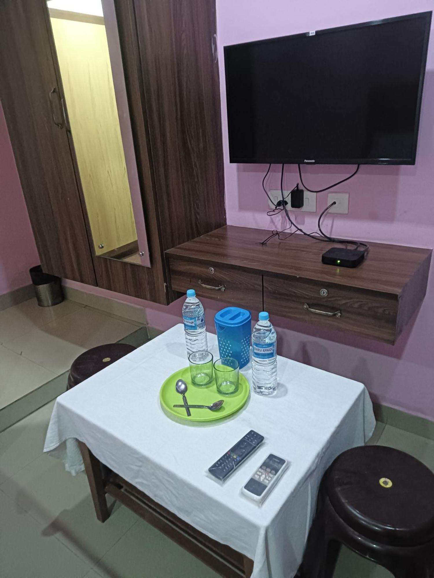 Skyway Rooms Pondicherry Eksteriør bilde